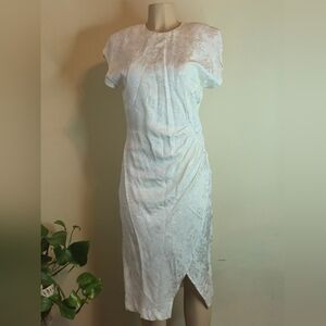 Chic White Patterned Midi Dress